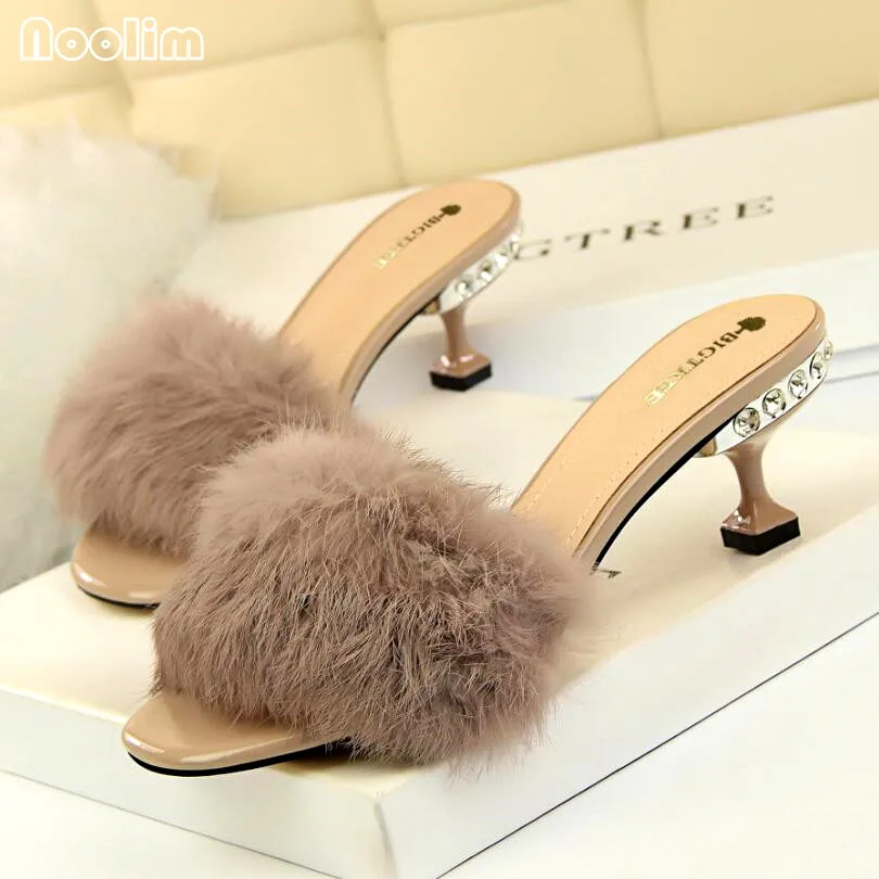 

Fashion Elegant Women Slippers with Rabbit Fur Crystal High-heeled Women Sandals Shoes Woman Zapatos De Mujer