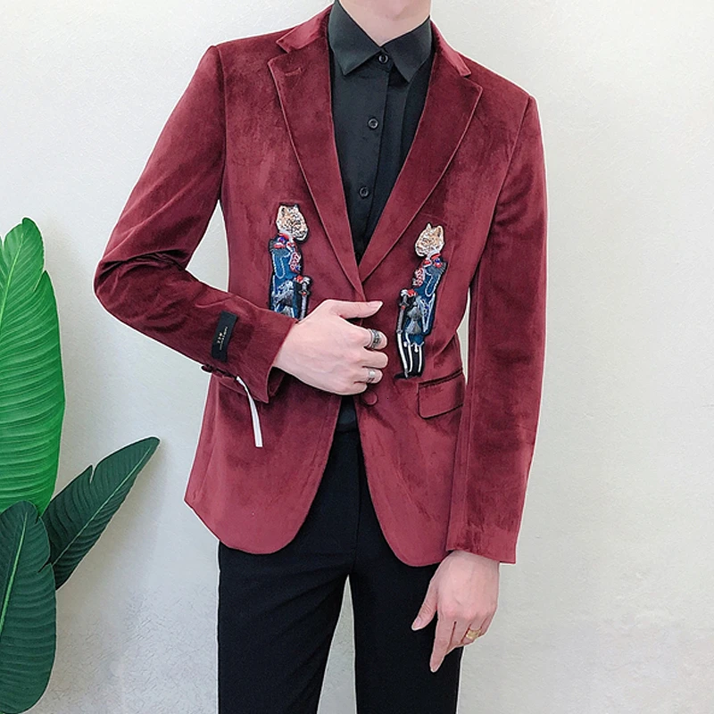 

Blazer Hombre Casual 2020 Wear Velvet Embroidery Man Small Suit England Loose Coat Trend Handsome Terno Masculino