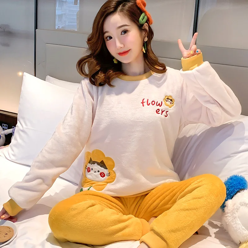 

Autumn Winter Warm Pyjamas Women Thick Coral Velvet Long Sleeve Cartoon Sleepwear Thin Flannel Pajamas Set Cartoon Pijama Mujer