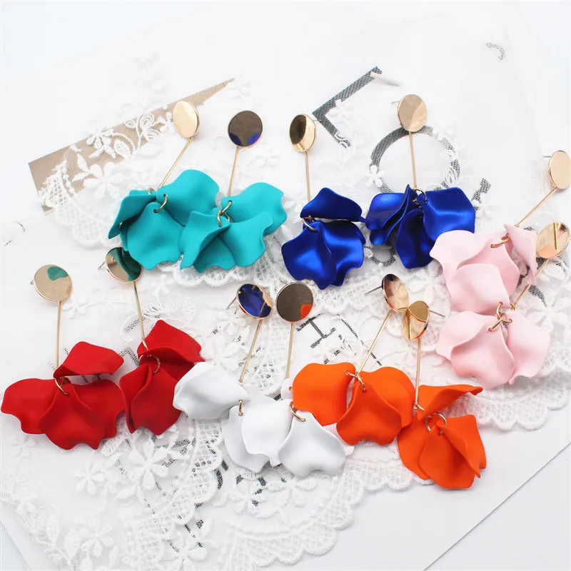 

2019 new design fashion jewelry exaggerated long rose petals earrings gold metal holiday party earrings for women gift