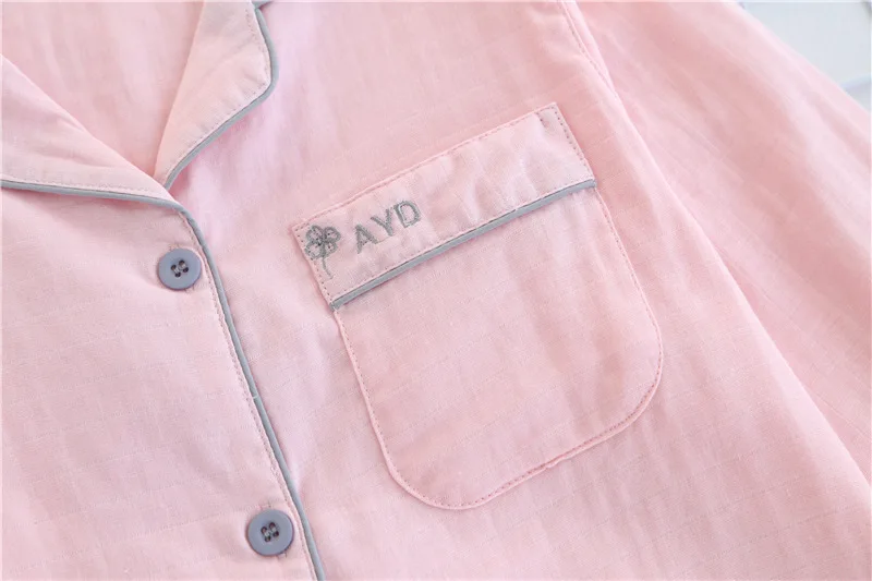 7672553565_865285302