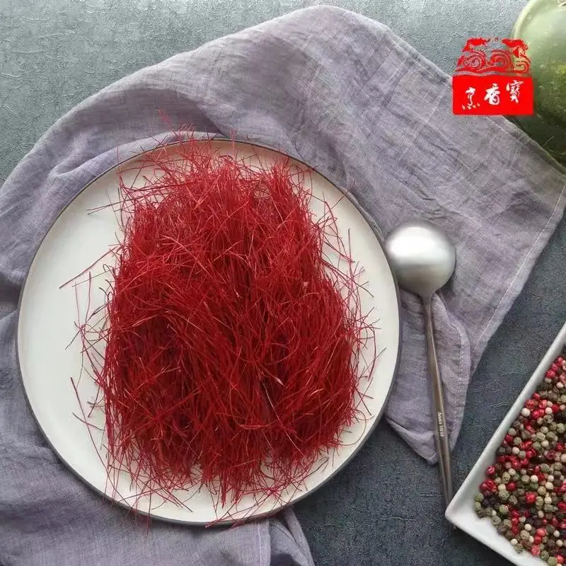 Сушеный измельченный красный перец без присадок для посыпания по вкусу на макароны, фарш, супы, рагу. Низкая pungency