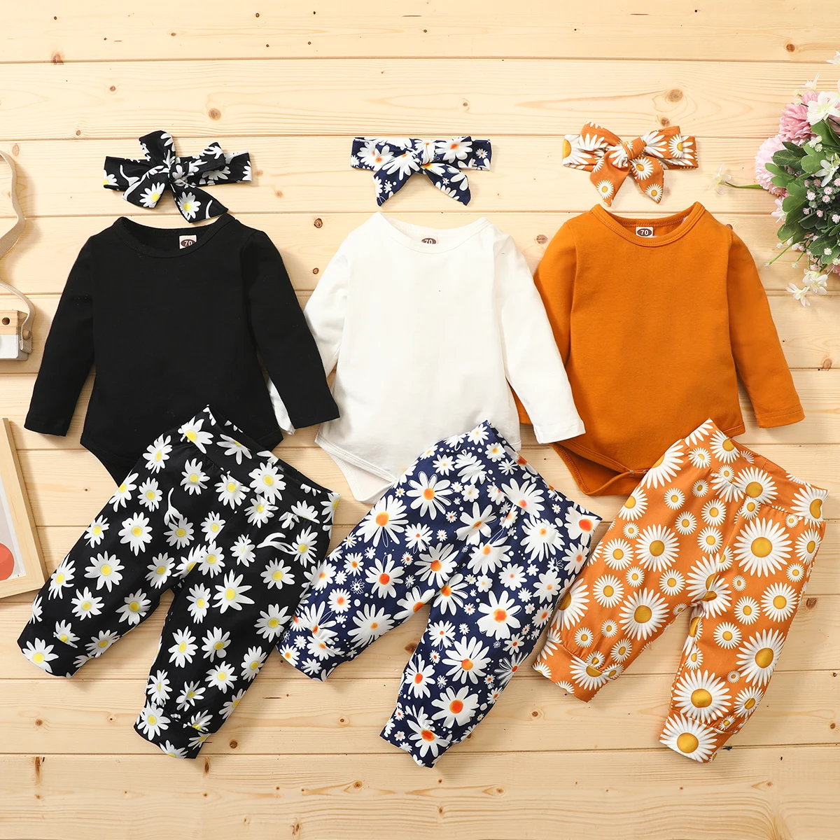 

Baby Autumn 3Pcs Suit Solid-Color Long-Sleeves Rompers + Daisy Printing Casual Pants + Bowknot Headband for Toddler Girls