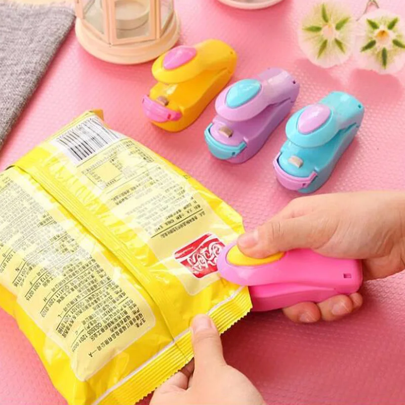 Mini Electric Heating Press Flat Irion Portable Easy Operation Handy Capper Clip Sealer Machine For Food Storage