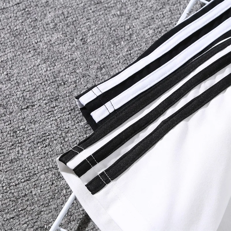 11129045184_1128515249