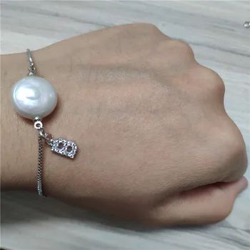 

5pcs/lot tiny initial 26 alphabet letter name pendant charm plain freshwater pearl bead thin link bracelet for women gift