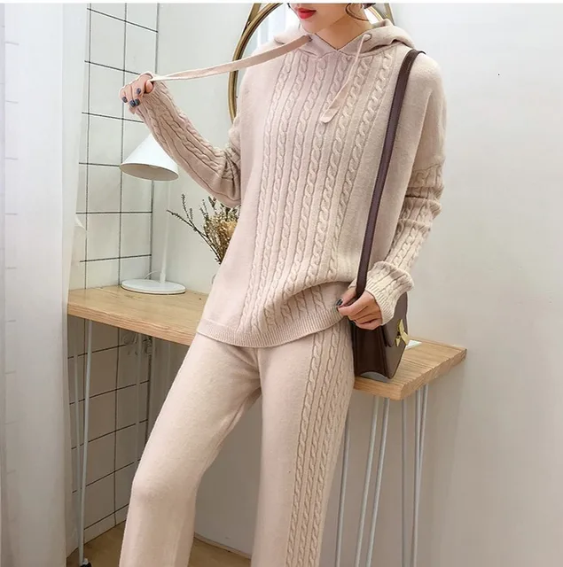 Wool outfit Clearance