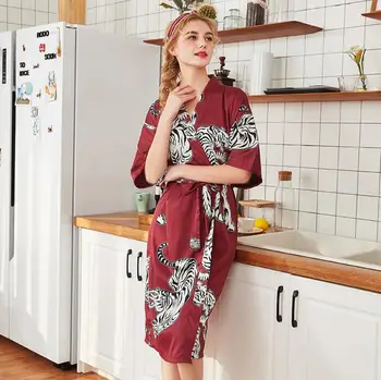 

Dark Red Silky Women's Kimono Robe Summer Lady Rayon Bath Yukata Nightgown Sleepshirts Female Dressing Gown