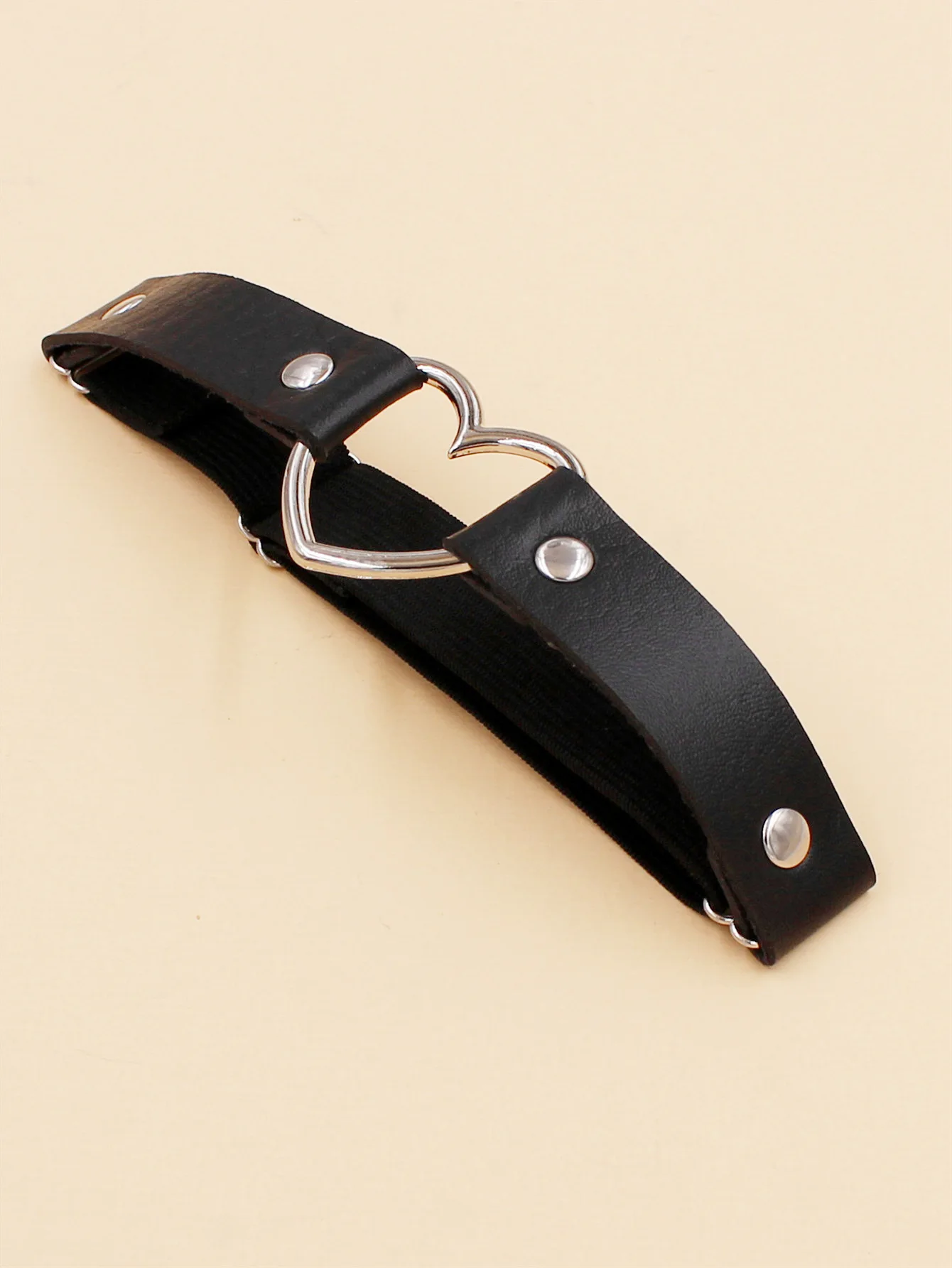 b50c00593f15542339463a4ecdd5e9