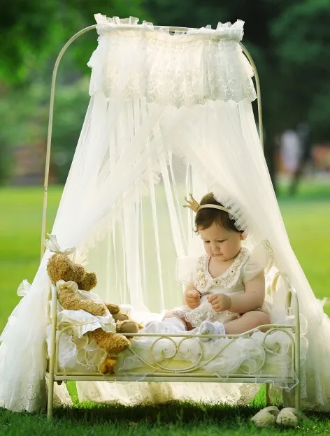 Princess bed baby photography props baby bed  shooting studio interior and exterior small iron photo  accessories