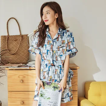 

Fiklyc New Women Spring And Summer Thin Section Simulation Silk Cat Print Short-Sleeved Shorts Ice Silk Two-Piece Suit
