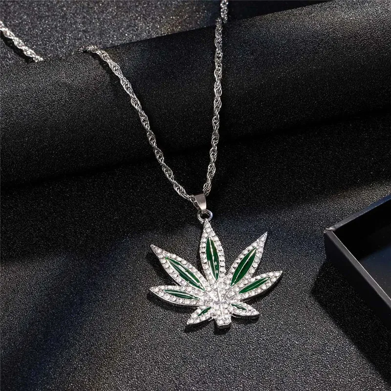 Rhinestone Weed Pendant Necklace Men Maple Leaf Hemp Necklaces Punk Hiphop Gold Chains For Boys Male Necklaces Chain Steampunk