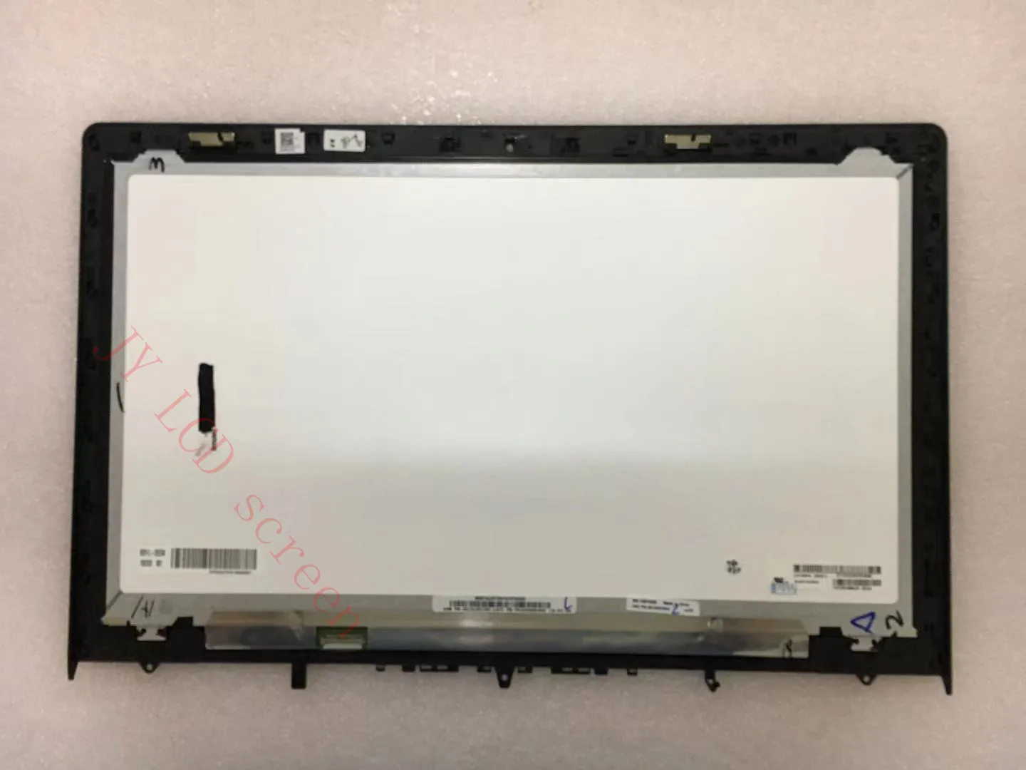 

17,3 дюймов IPS светодиодный ЖК-дисплей