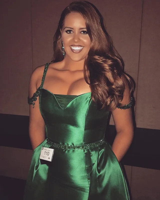 Turquoise-Green-Satin-Plus-Size-Evening-Dresses-Beaded-Straps-Over-Skirt-Celebrity-Dresses-Pageant-Dresses-Sweep (1)