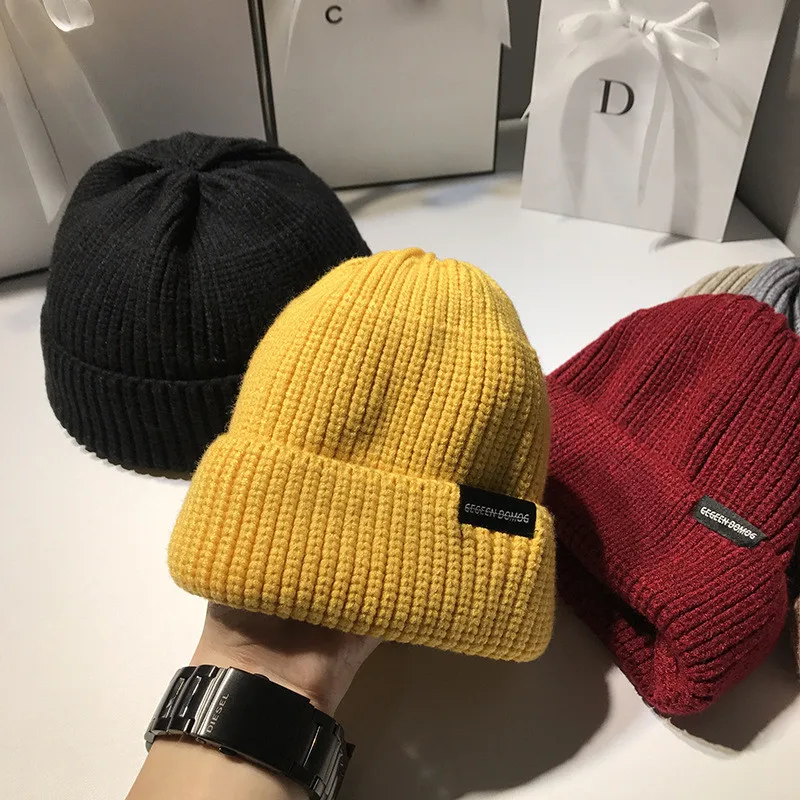

2019 Winter Warm Knitted Brimless short beanie thin Hats Streetwear Wool Beanies docker Hat Streetwear Solid Pumpkin Melon Cap
