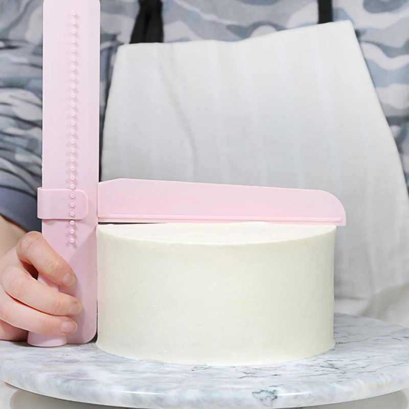 

Adjustable Cake Leveling Device Kitchen Turning Leveling Device Cake Decorating Tools Food Grade Plastic Cake Gadget K1233 I