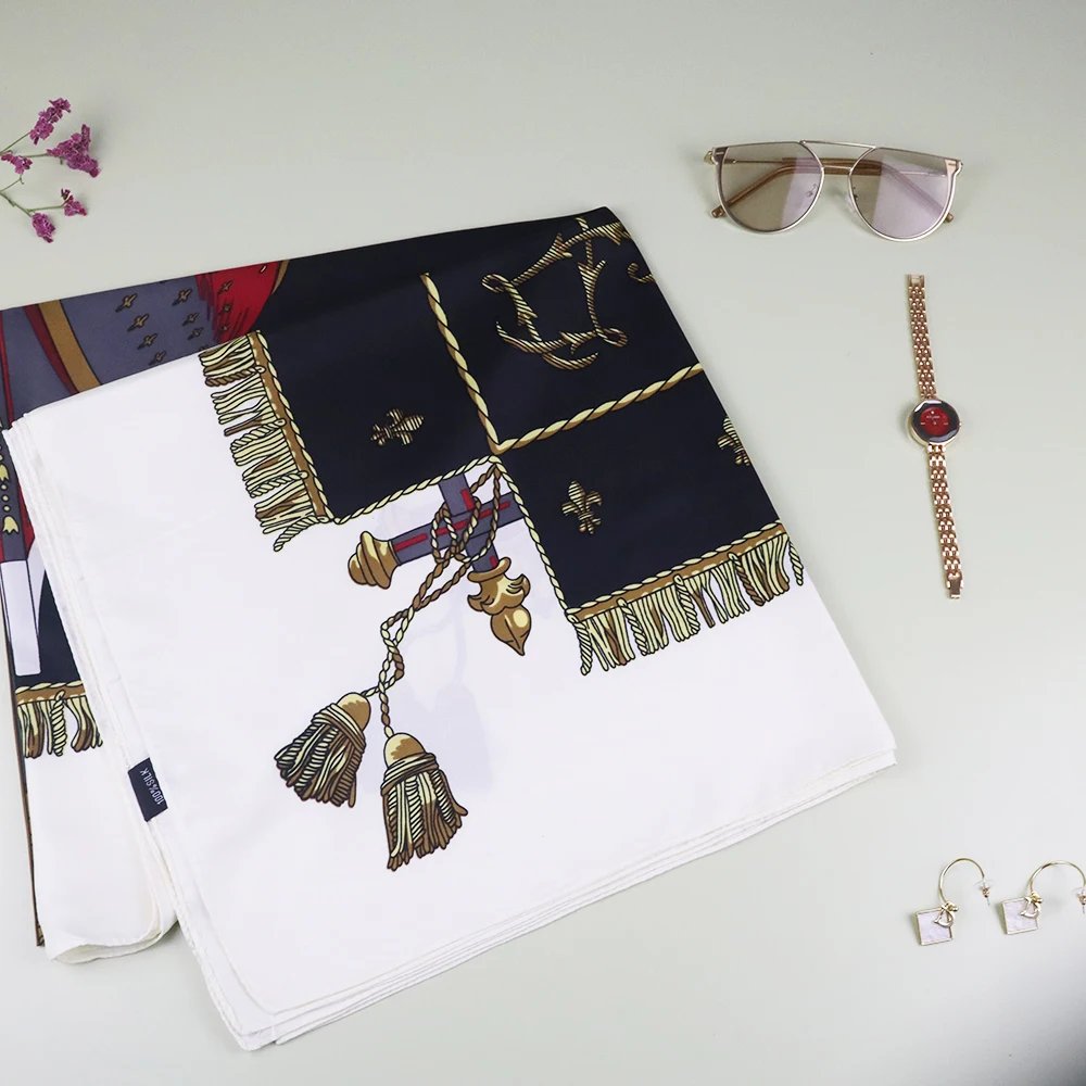 

Luxury Winter Big Vantage Poncho Scarf with Watch &Sunglasses Women Foulard Femme Bufandas Invierno Mujer Designer Scarf