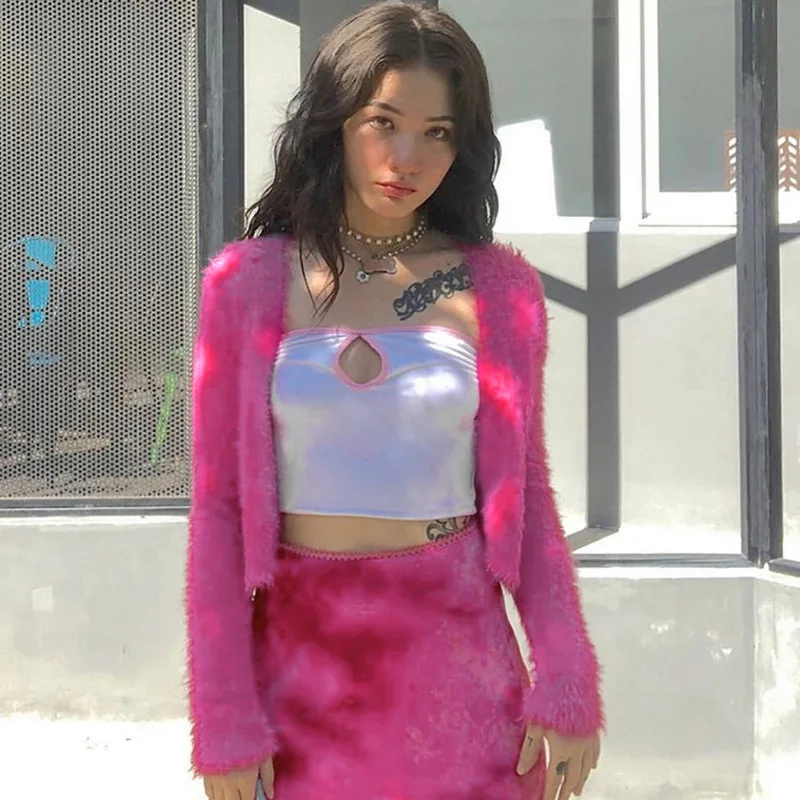 12094928804_1992208469