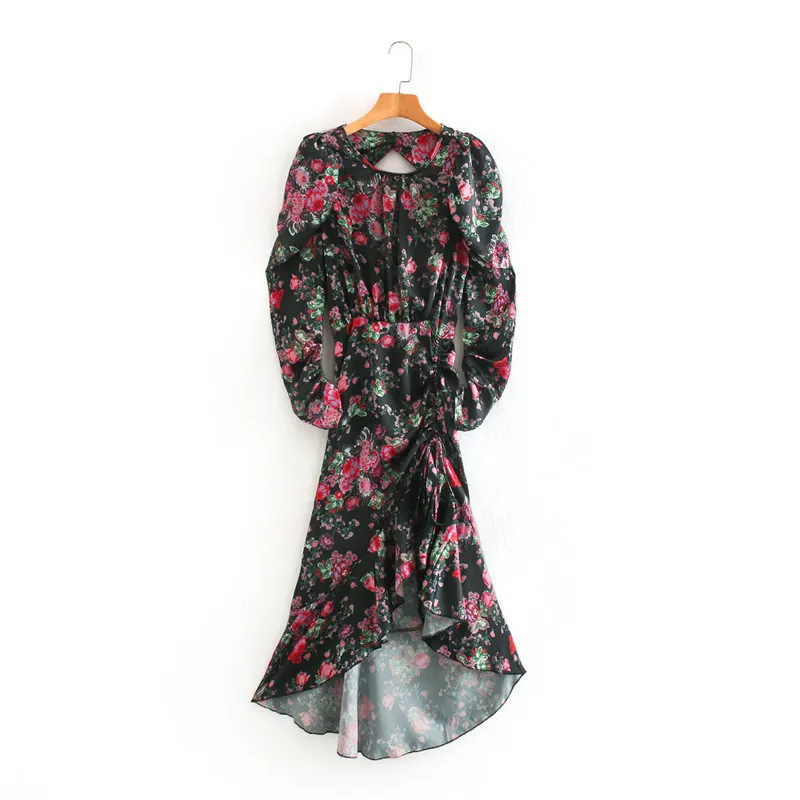 Женское платье с цветочным принтом повседневное приталенное круглым вырезом и