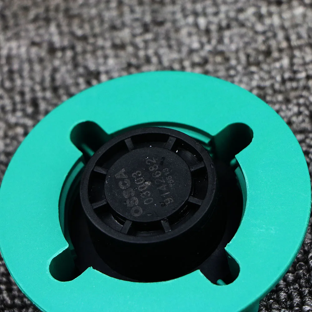9445462 Engine Coolant Cap Coolant Tank Reservoir Cap Radiator For Volvo S40 S60 S80 V70 V90 XC70 XC90 C70 1985-2014