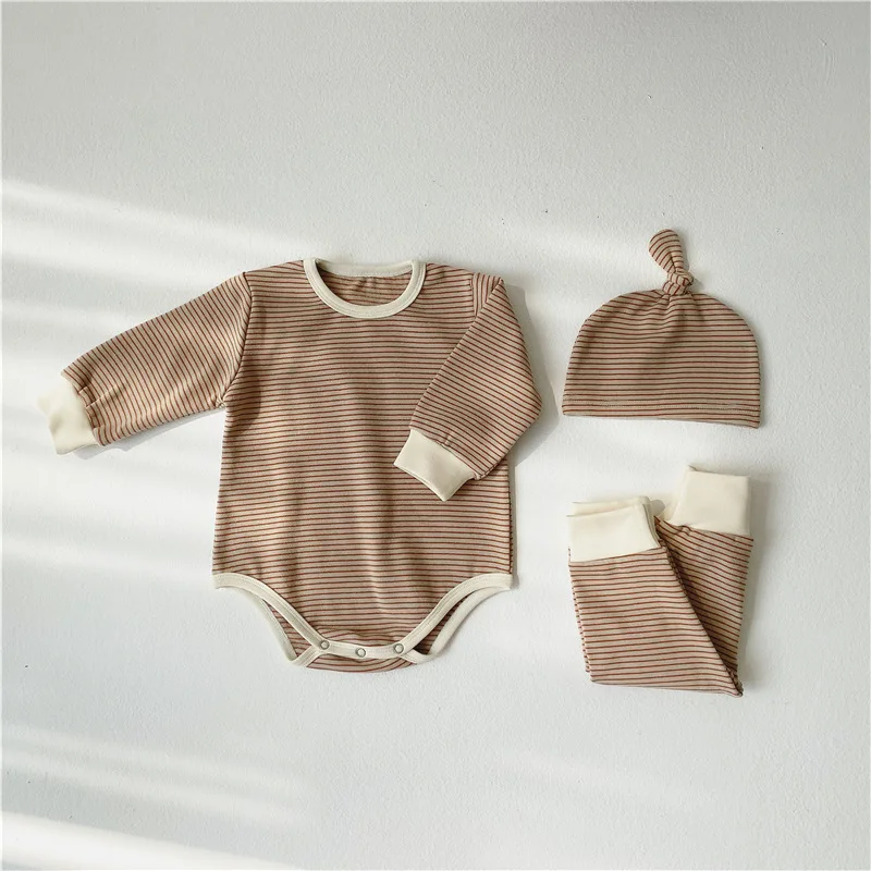 Pijamas do Bebê Macacão + Calças Roupas de Bebê Menina do Bebê Roupa de Noite Bebê Recém-nascido Conjunto Chapéu Pçs Macacão Menino Outfits 3 7 Conjuntos de pijama