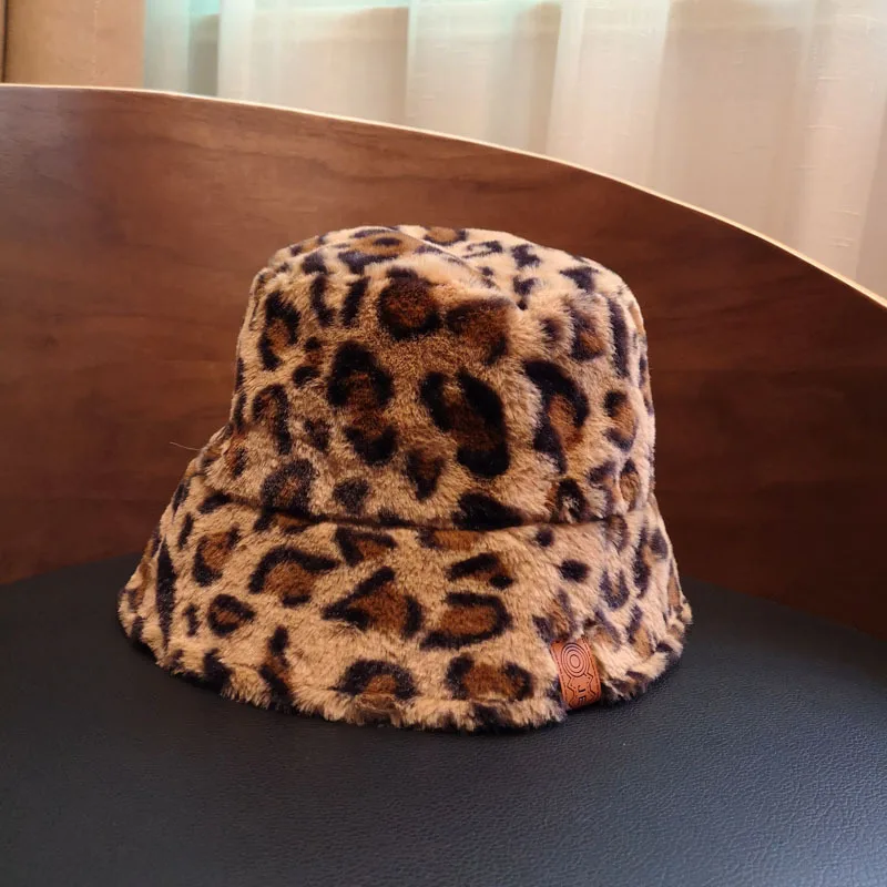 bucket sun hat womens Female Sweet and Cute Bucket Hat Lady Fashion Leopard Print Plush Fisherman Hats green bucket hat