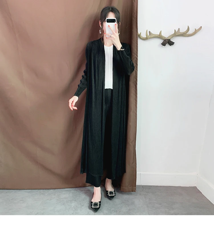 Miyake плиссированный Тренч Новое Осеннее однотонное свободное Золотое длинное пальто Элегантное открытое стежка с Длинным Рукавом Плиссированное ветрозащитное пальто большого размера