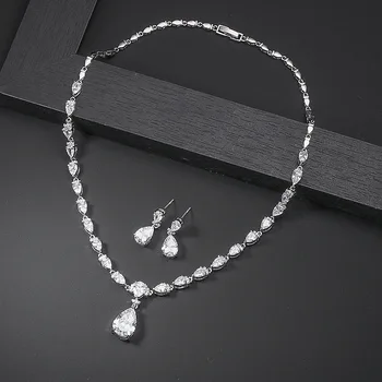 

Classic Water Drop Zircon Pendant Necklace S925 Silver Pin Earrings Three Layers Platinum Plated Party Celebration Jewelry Set