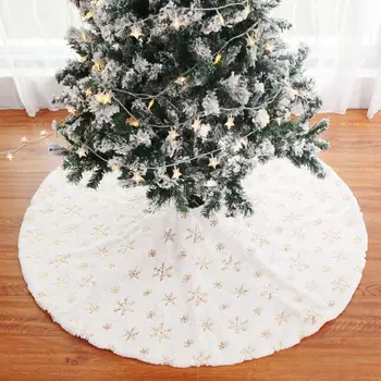 

Gold Snowflake Pattern Christmas Carpet Polyester Embroidered Christmas Tree Skirt Round Floor Carpet Mat Decoration for Home