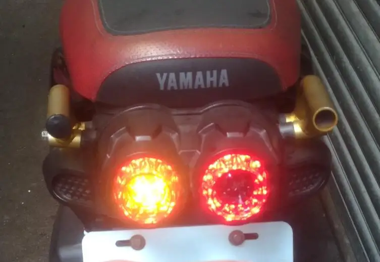 Аксессуары для мотоциклов YAMAHA BWS125 мотоцикл Модифицированная Тормозная задняя фара Задний тормозной свет, светодиодные задние фонари