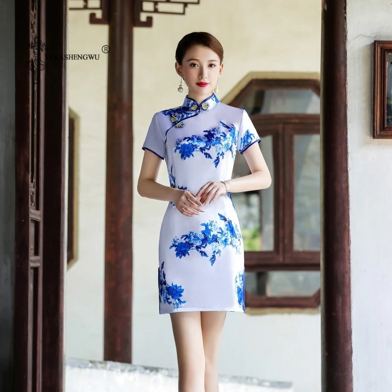 Traditional Chinese New Style Cheongsam Mini Dresses Female Oriental Bride Wedding Qipao Dresses Retro Slim Evening Party Gown