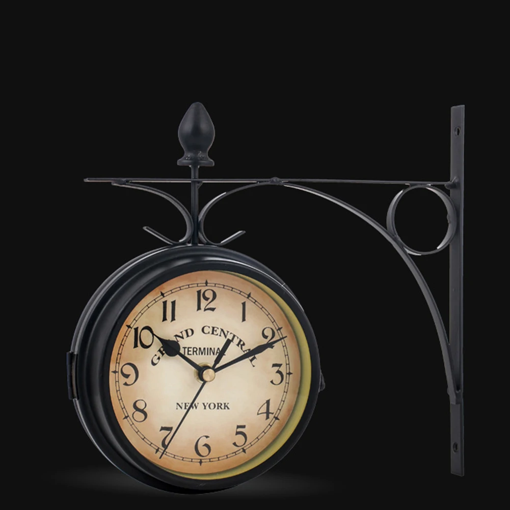 Station Mount European Style Hanging Metal Garden Retro Decoration Vintage Round Battery Powered Wall Clock Outdoor Double Sided