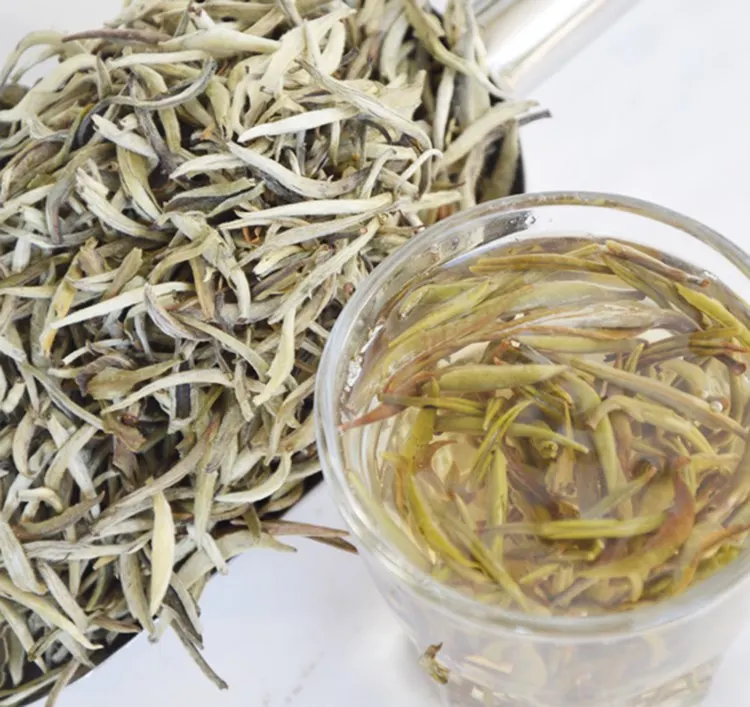 

2017 Baihao Yingzhen White Tea Grade Baihaoyinzhen Silver Needle Tea For Weight Loose Chinese Natural Organic food