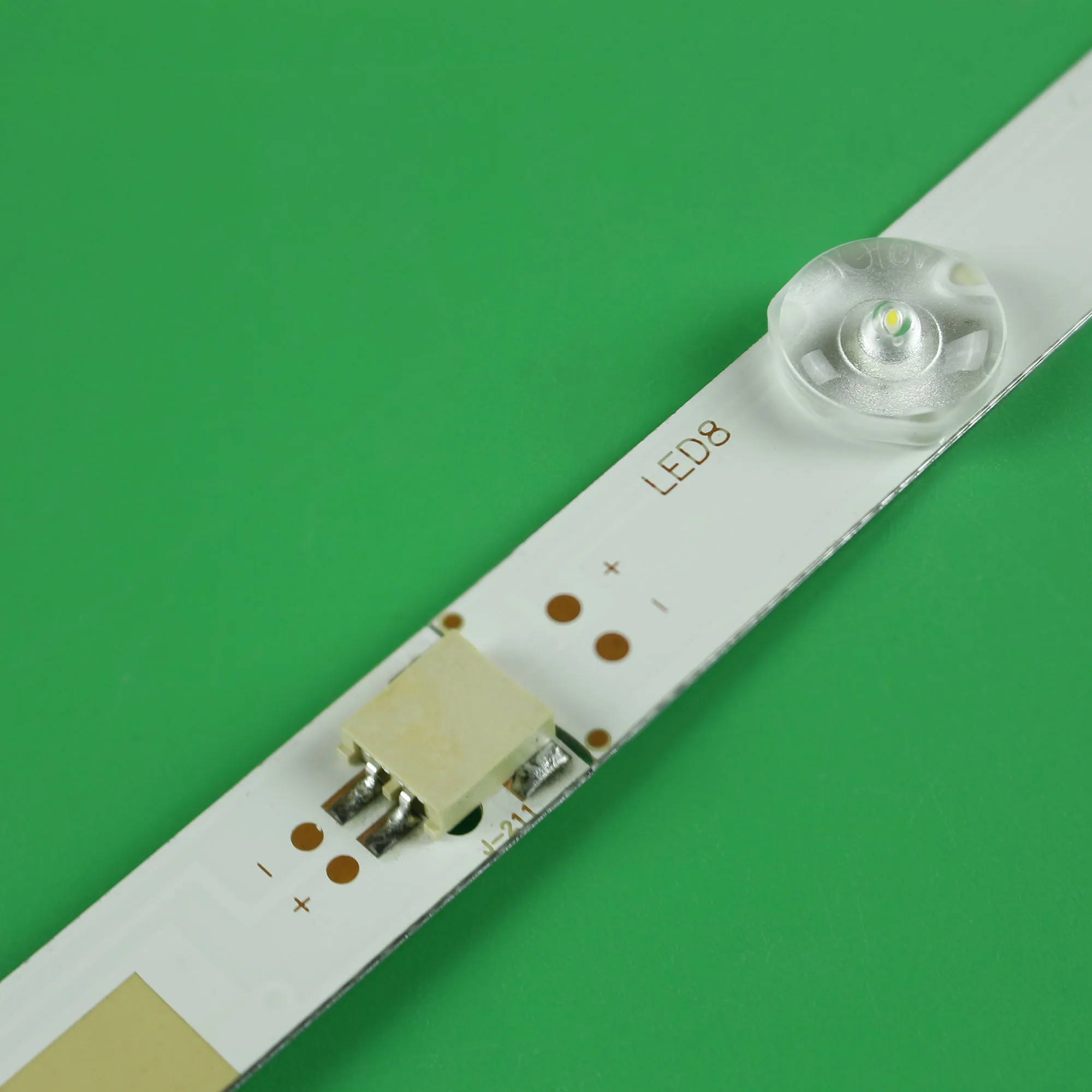 ǰ LED Ʈ Ʈ 18 , ù 55L7453D 55L7453DB BZ556503 55L7453RB 55M7463 SVT550AA0_REV04_R/L-Ÿ 130710 E306084