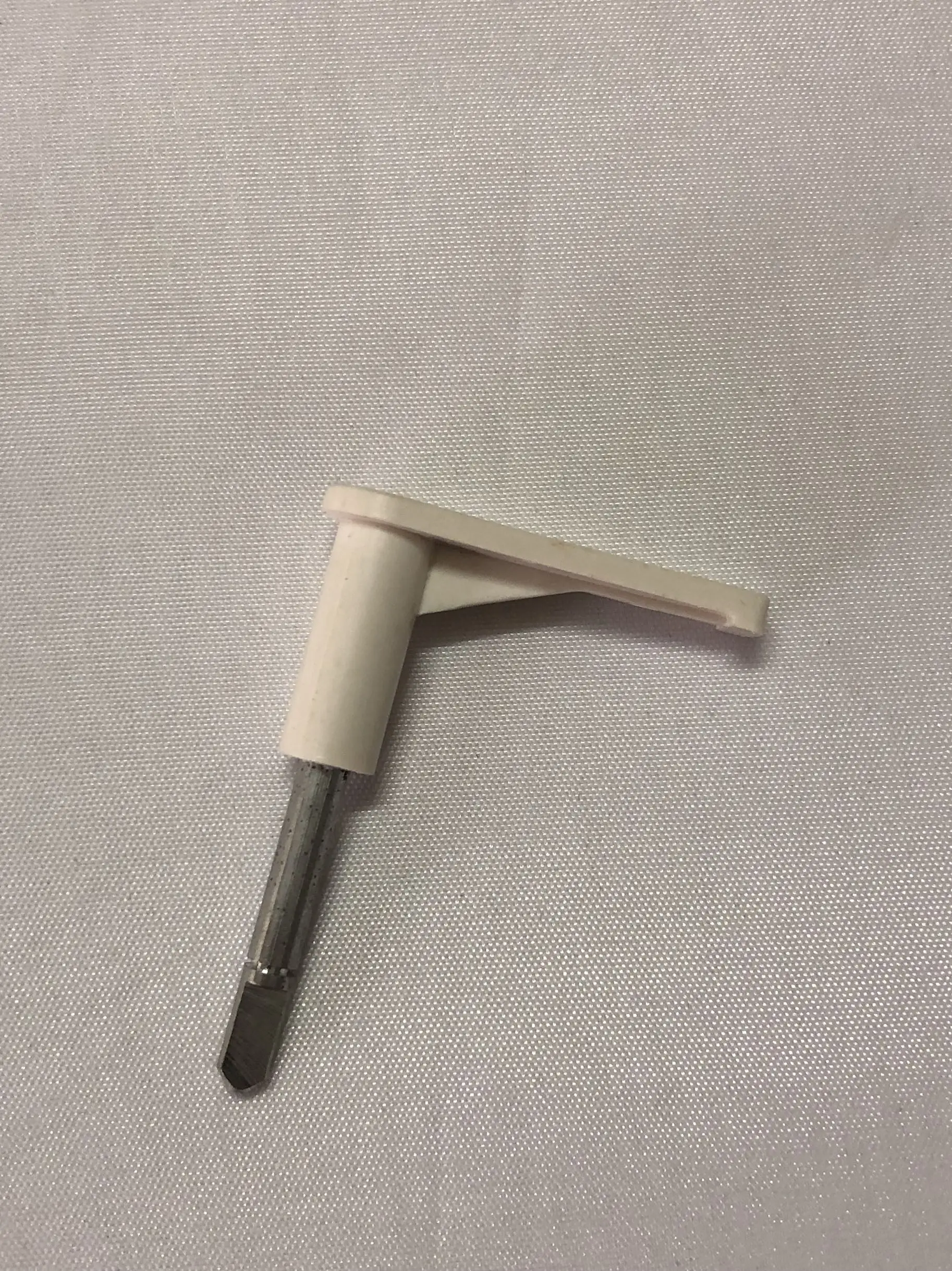 

1PC Spare part for Knitting machine Silver Reed LC2 Lace Carriage Accessory SK218 SK260 SK280 SK360 SK600 SK700