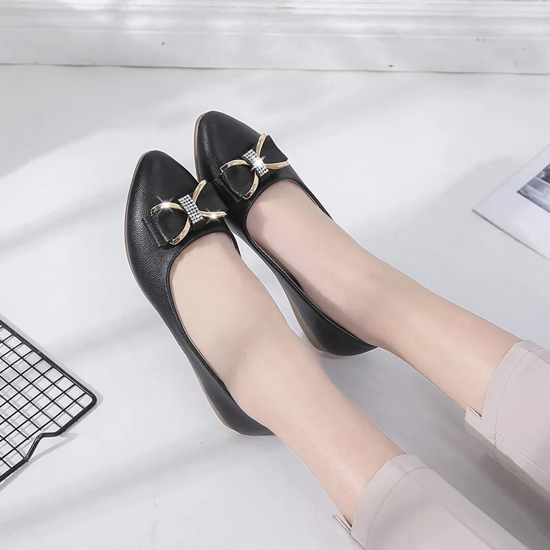 

2019 Autumn New Style Korean-style Pointed Shoes Women Bow Man-made Diamond Slip-on Flat Anti-slip Soft-Sole Mom Shoes