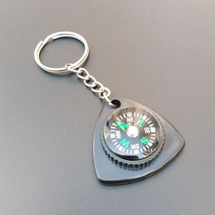В настоящее время доступны Оптовые экологически чистые Пластиковые Треугольные компас брелок можно напечатать логотип настраиваемый