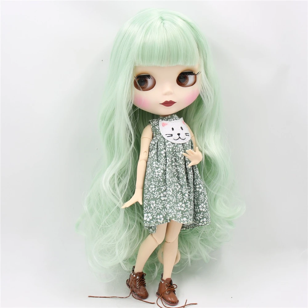 Neo Blythe Doll with Green Hair, White Skin, Matte Cute Face & Custom Jointed Body 1