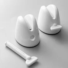 Zwijania tubki pasta do zębów wyciskacz pasta do zębów uchwyt przytrzymujący stojak obróć tubka do pasty do zębów rolki mycie twarzy rury stojak tanie tanio CN (pochodzenie) Z tworzywa sztucznego plastic 50 g 1 pc