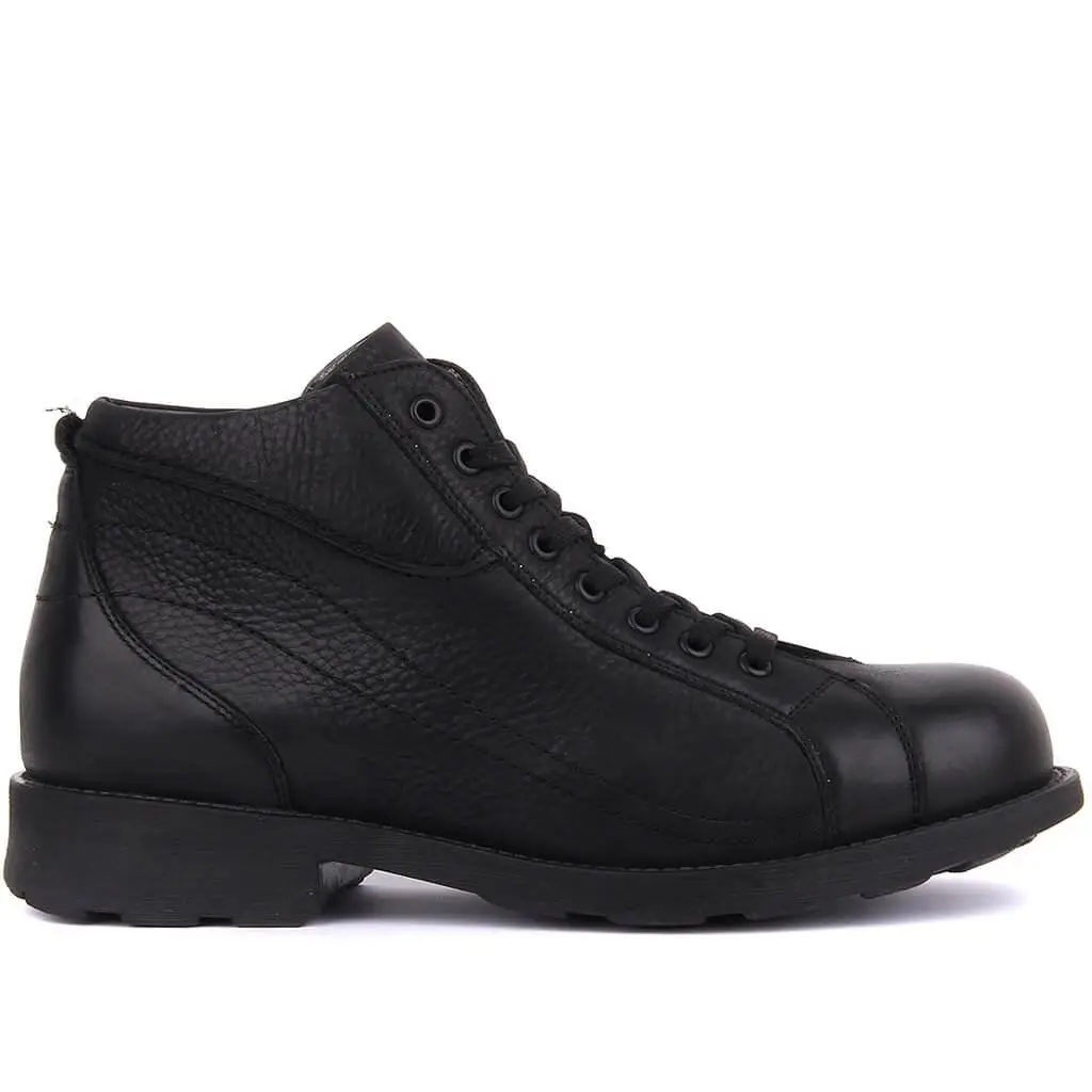 

Sail-Lakers Black Leather Lace-Up Men Boots