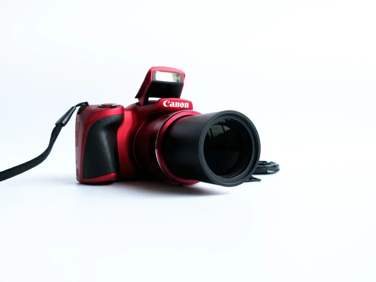 USED Canon PowerShot SX400 Digital Camera with 30x Optical Zoom