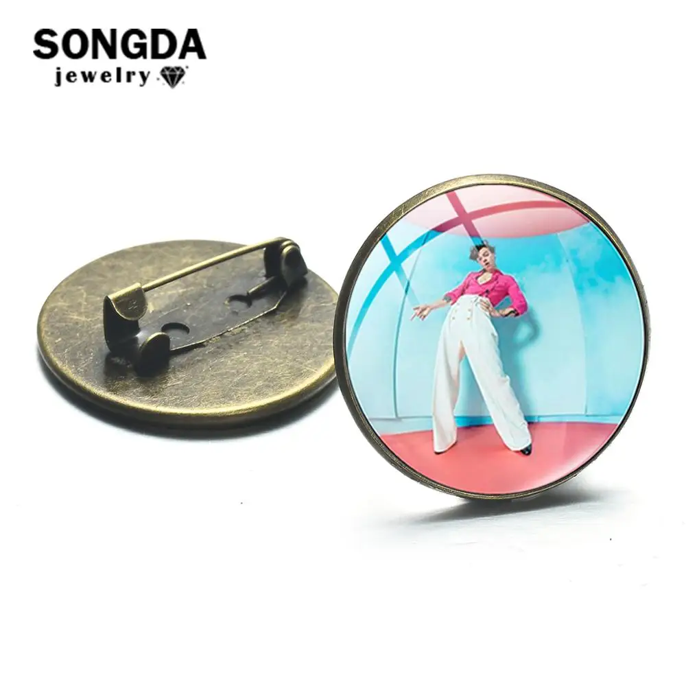 

SONGDA Fashion Harry Styles Love On Tour 2020 Brooch Fine Line Album Art Poster Glass Cabochon Metal Pins Button Music Fans Gift