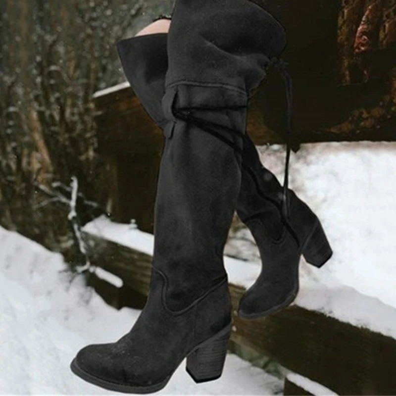 Зимние женские байкерские сапоги из искусственной кожи; цветные сапоги до колена на молнии с закругленным носком; женская обувь на платформе; Botas Mujer - Цвет: black