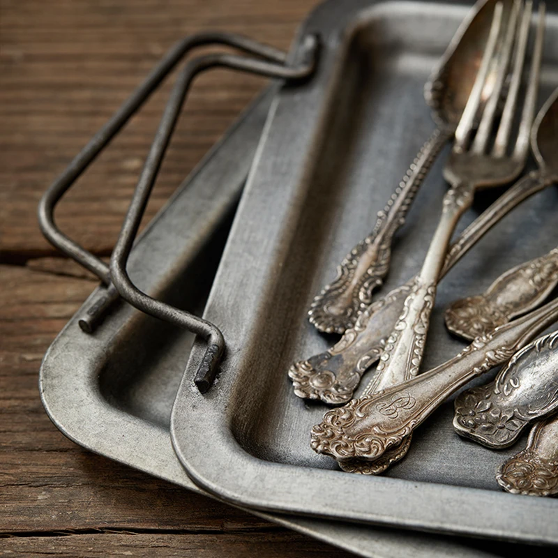 Vintage-Metal-Tray-Antique-Wrought-Iron-Set-Vase-Decoration-Retro-Tray-Bread-Plate-for-Home-Kitchen (4)