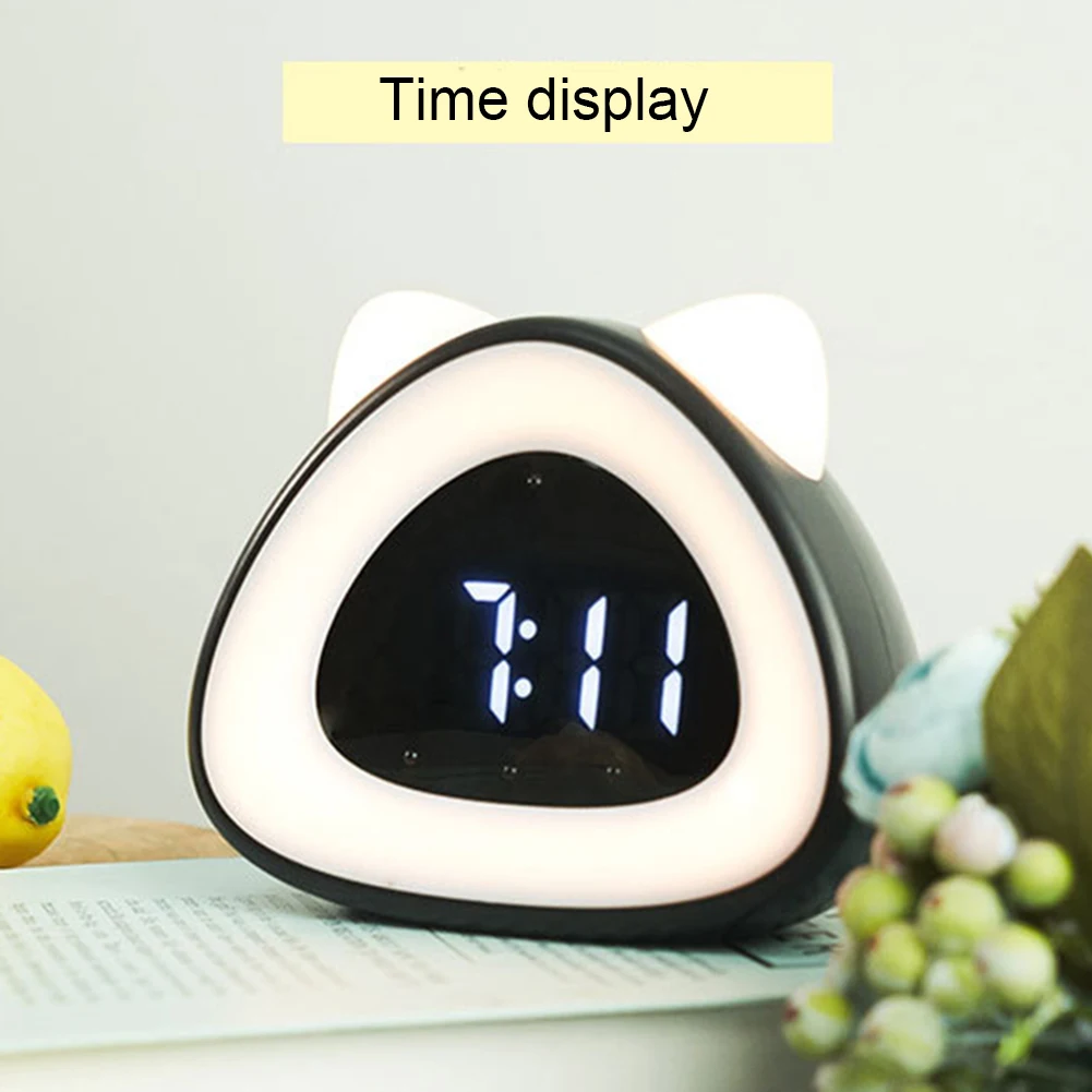 BONFUN Réveil LED Basket Couleurs Changeantes – Réveil Intelligent Avec Affichage Heure, Date, Température, Cadeau Enfant Ado Chambre