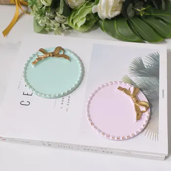 

Europe Round Resin Small Green Plates Dessert Candy Dish Jewelry Storage Tray Ring Holder Dish Teacup Cushion Decoration Crafts