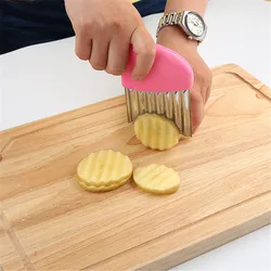 1PC Wave Onion Potato Slicer Cutter Wrinkled French Fries Salad Corrugated Cutting Chopped Potato Slices Knife Kitchen Gadgets