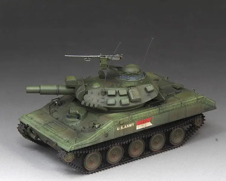 S-MODEL США M551 Sheridan Light Tank 1/72 Готовая модель танк