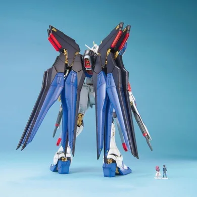Роскошная модель MG 1/100 Strike assase Gundam японская версия с не