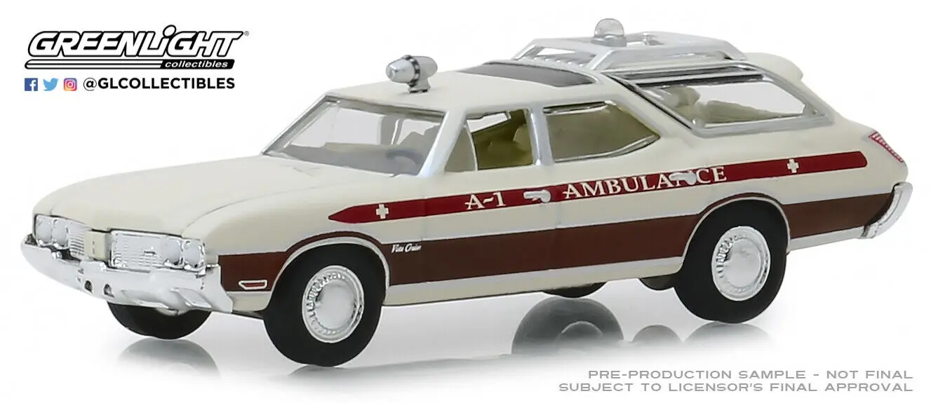 Зеленый свет 1: 64 1970 Olds мобильный Vista Cruiser Игрушечная машина из сплава игрушки для детей литой модельный автомобиль подарок на день рождения